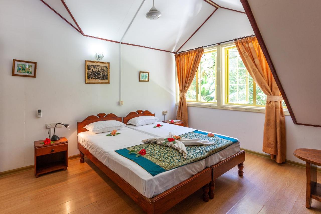 Kot Babi Hotel ลาดิก ภายนอก รูปภาพ